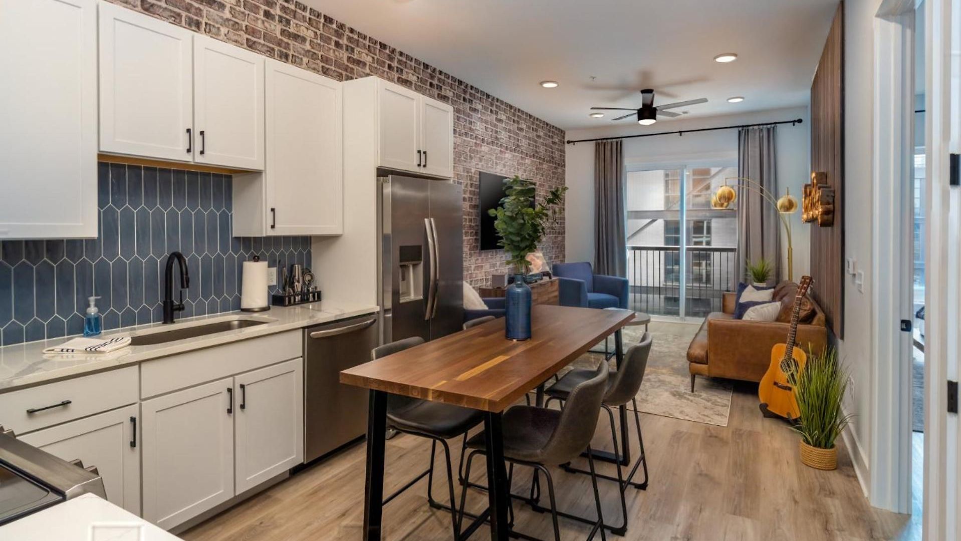 Trendy Close To Nissan Stadium * Nashville