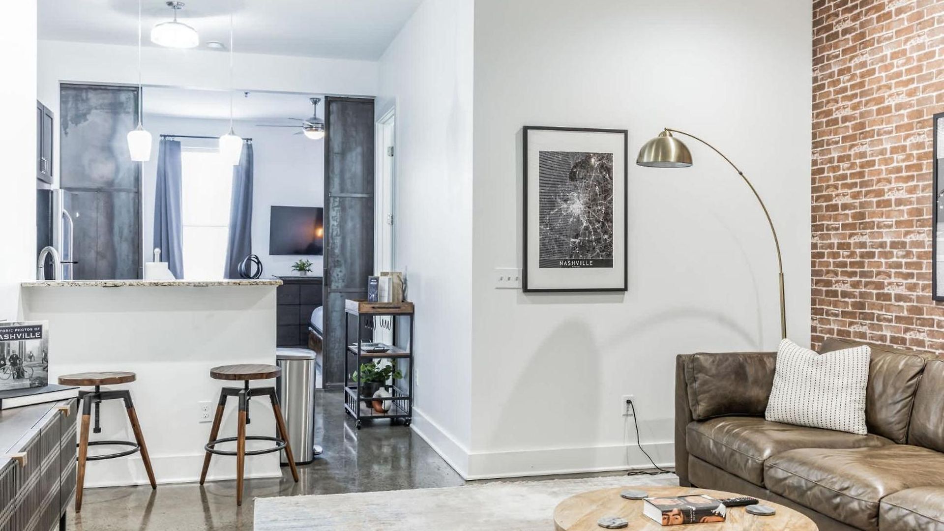 Holiday home Chic And Modern West End Living Nashville