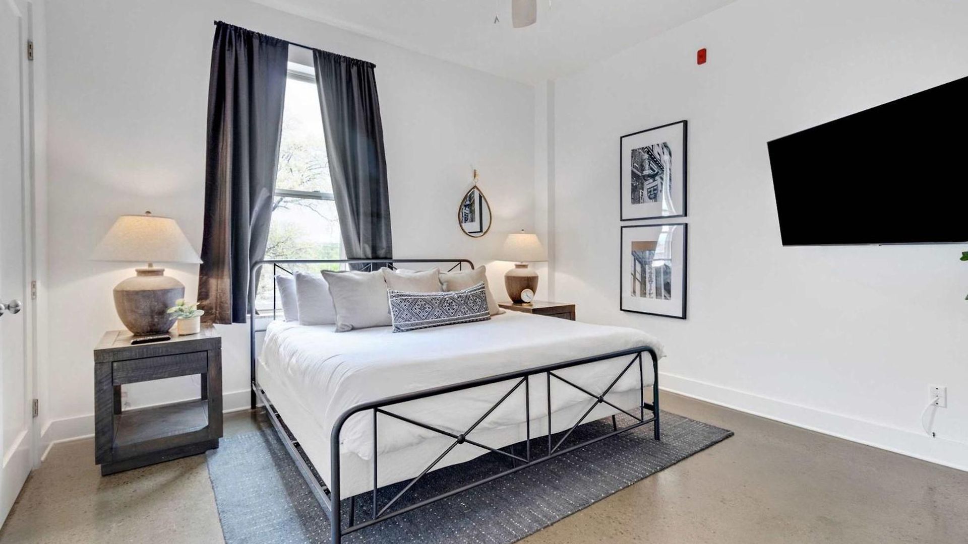 Centennial Park Near Broadway Sleeps 4 Holiday home Nashville