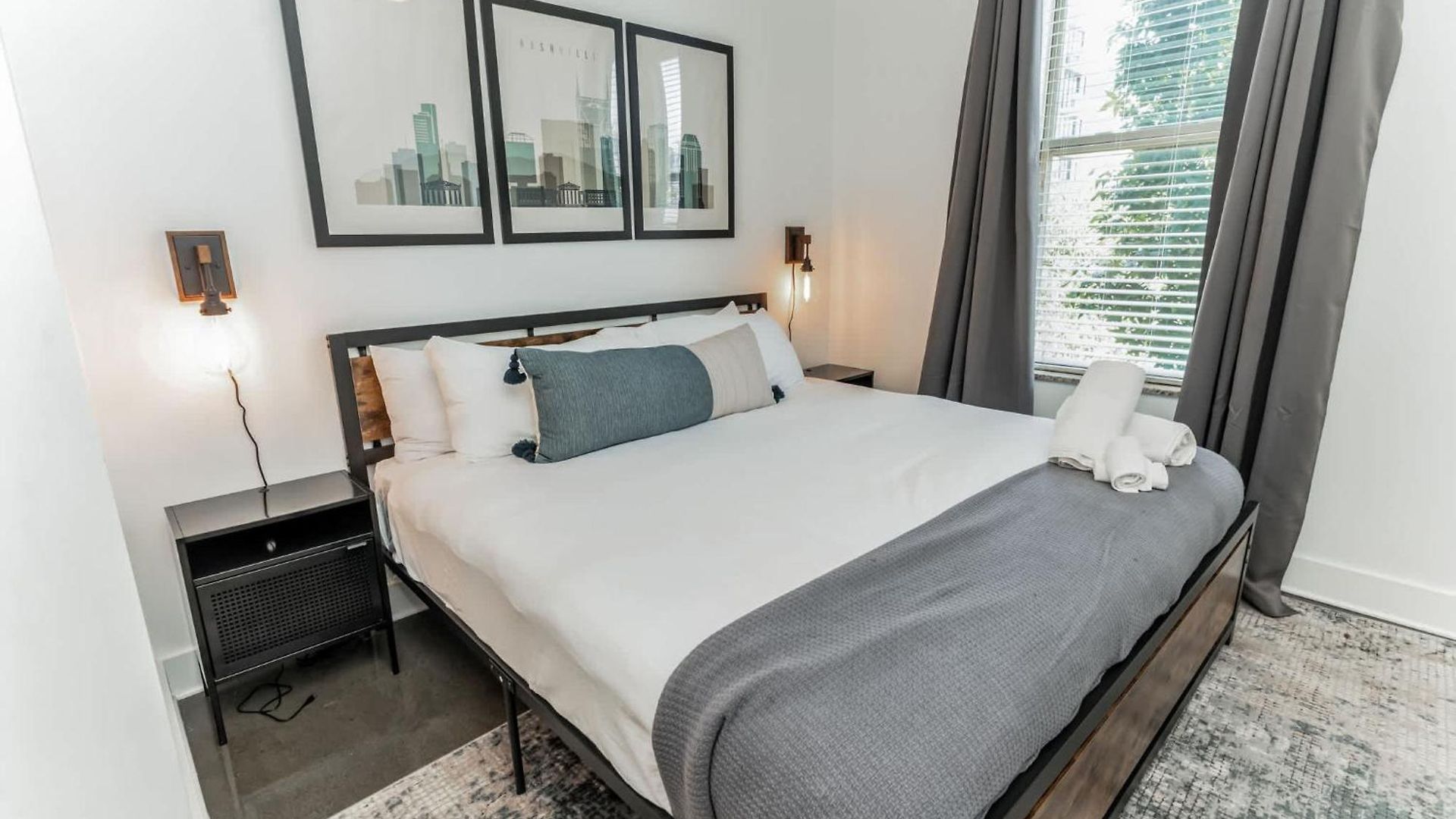 Holiday home 1 Bedroom Loft Near Centennial Park