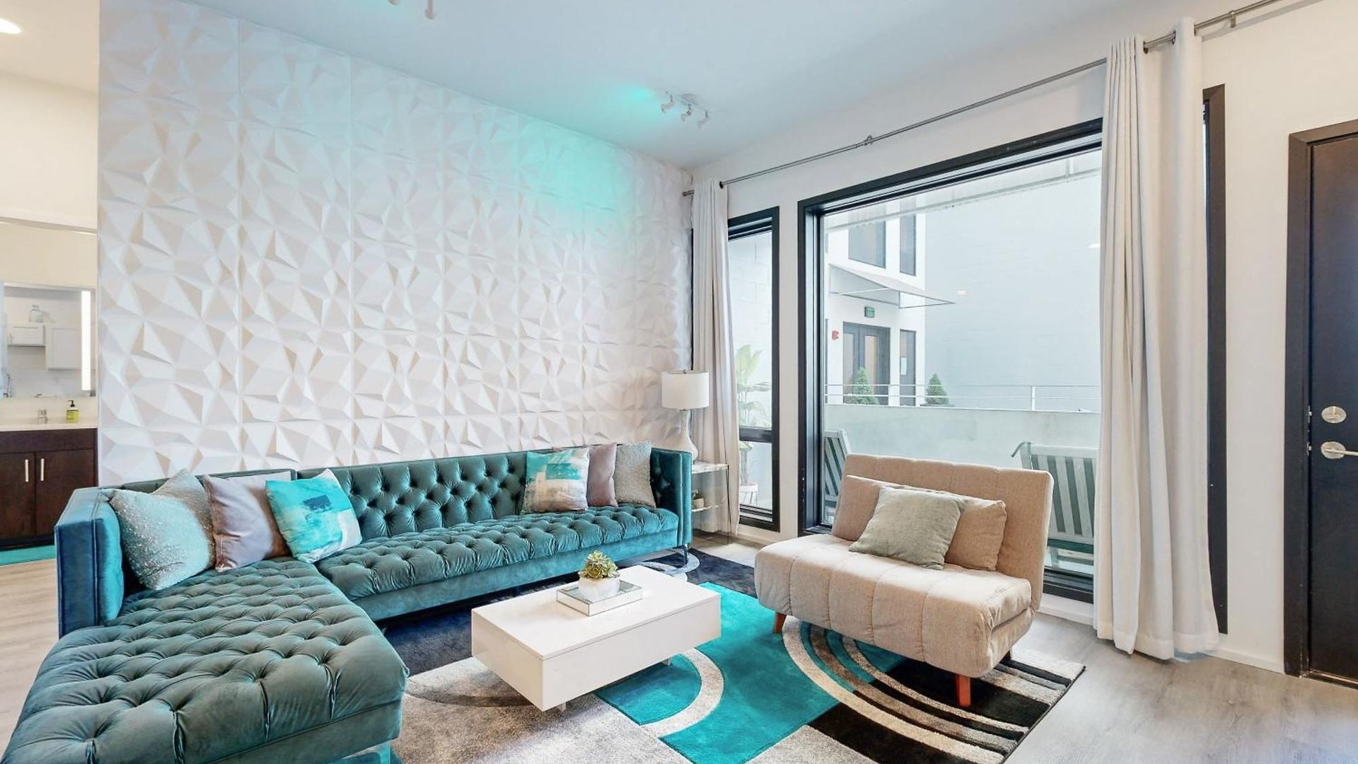 Illume 108 * Nashville