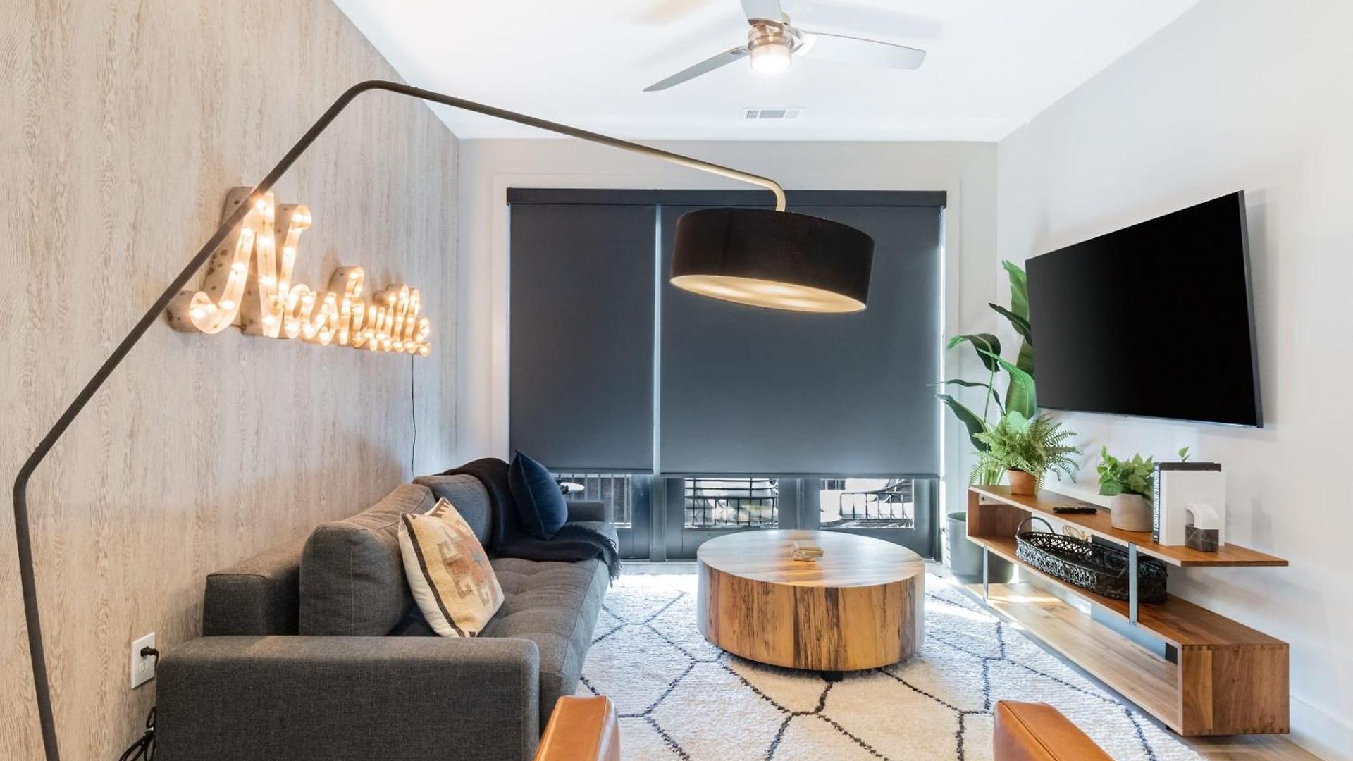 Apartment The Odyssey By Avantstay