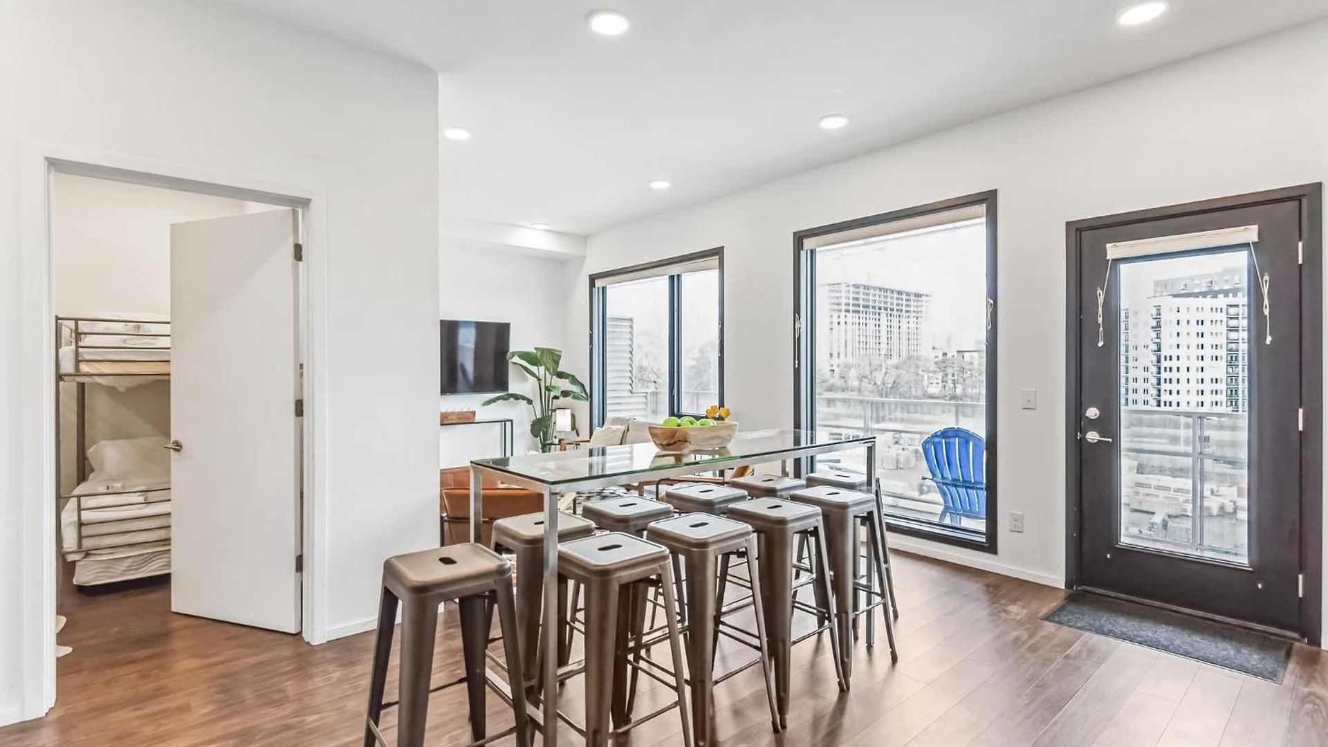 Holiday home Chic For 8 In Desirable Gulch Neighborhood