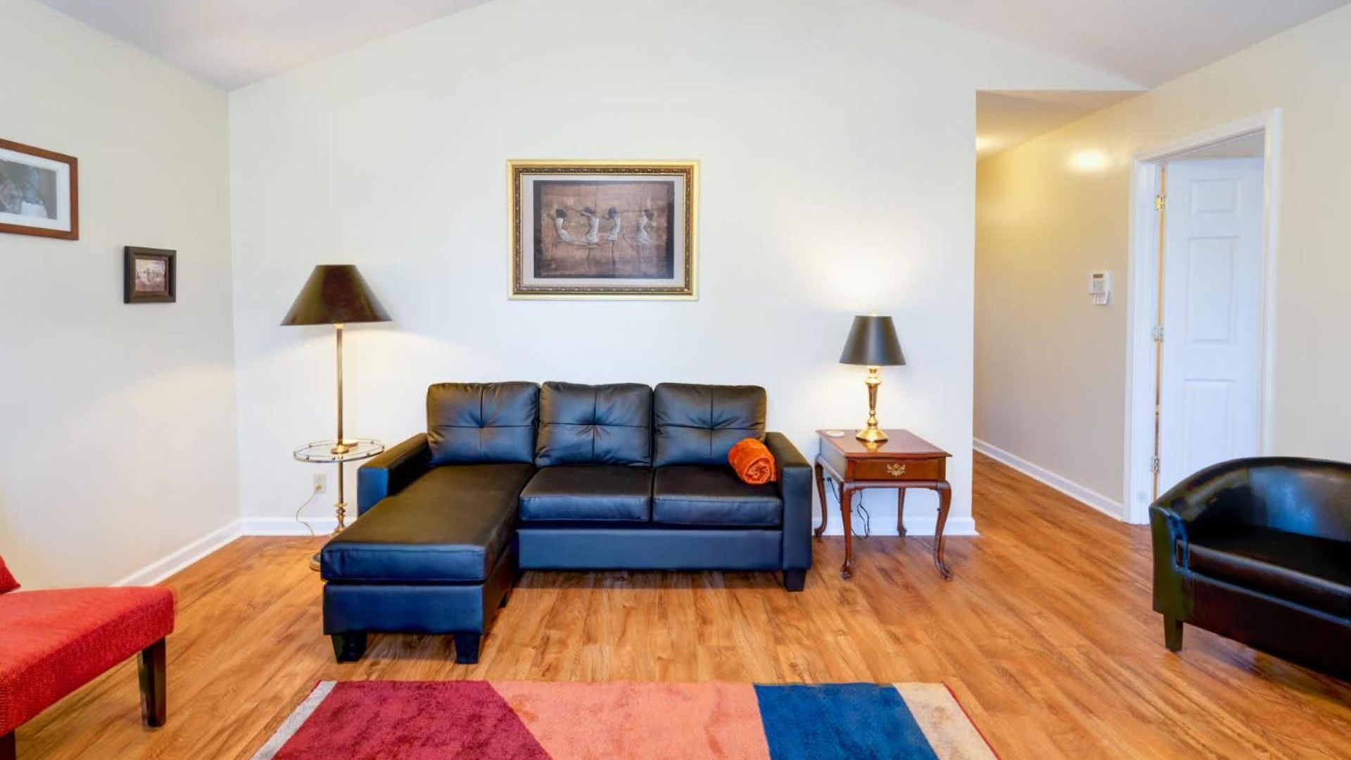 Delightful Duplex - Steps Away From Tsu