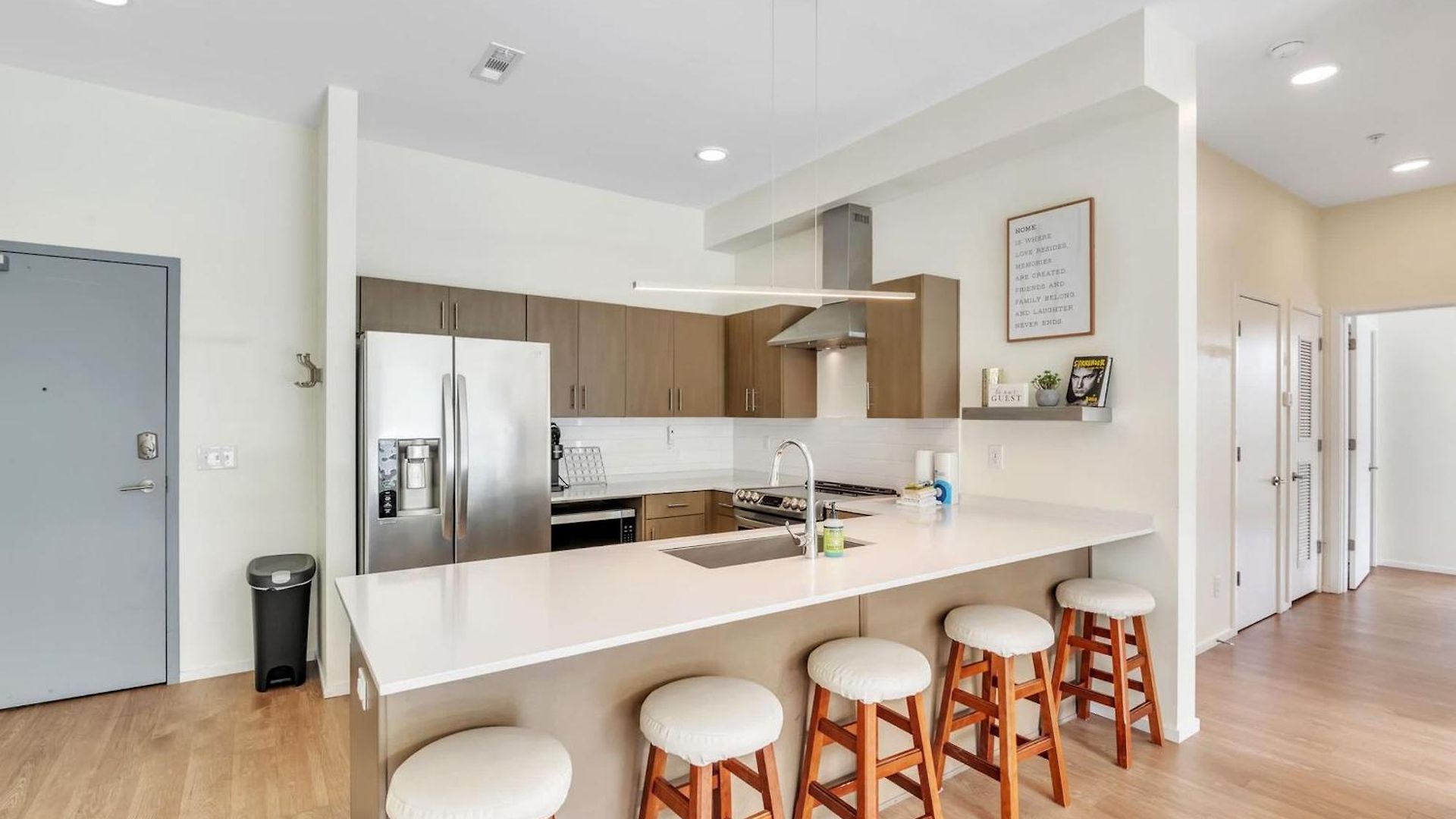 Trendy For 8 In Highly Walkable Neighborhood Nashville