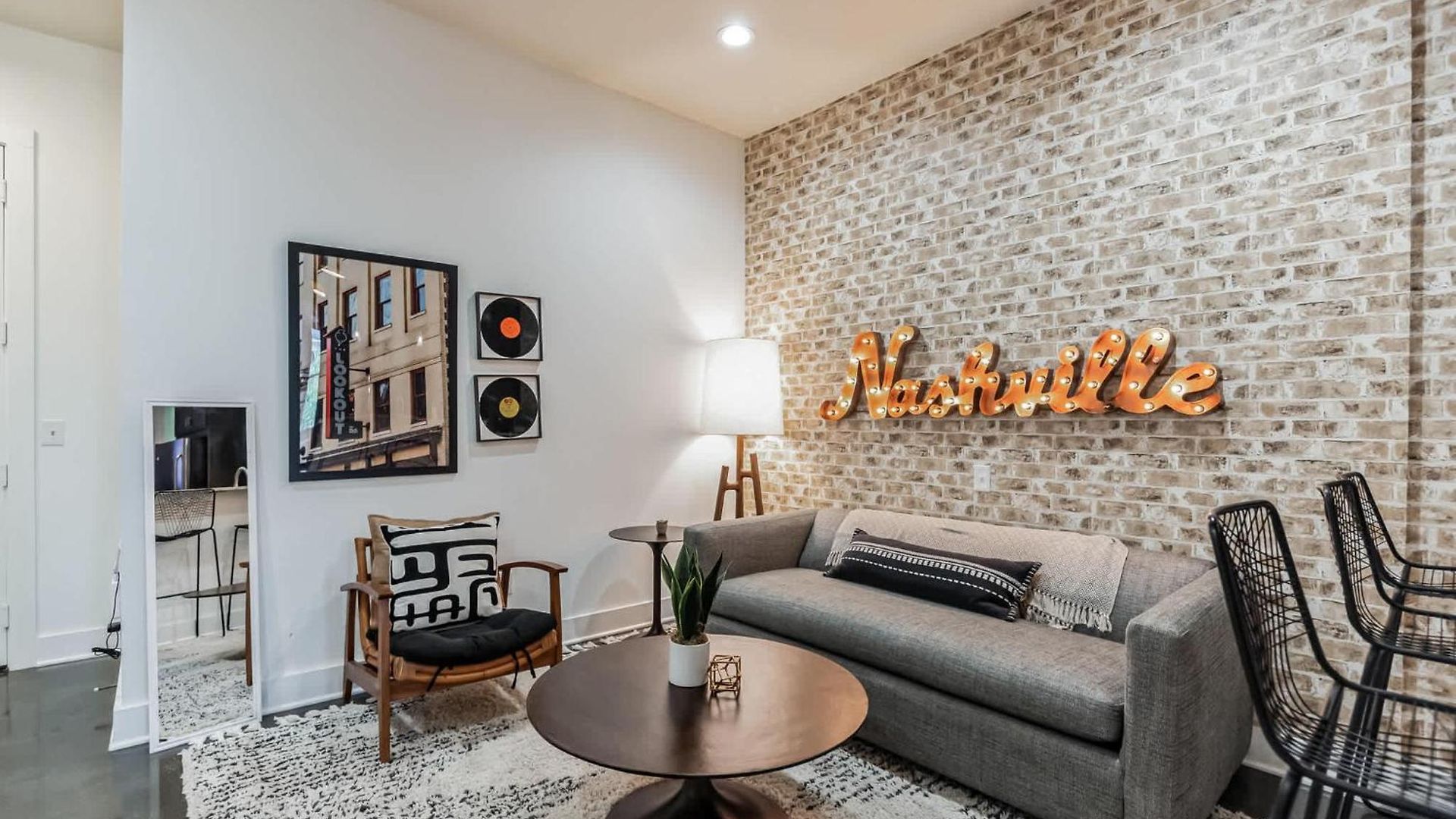 1 Bdr Loft Near The Parthenon Holiday home