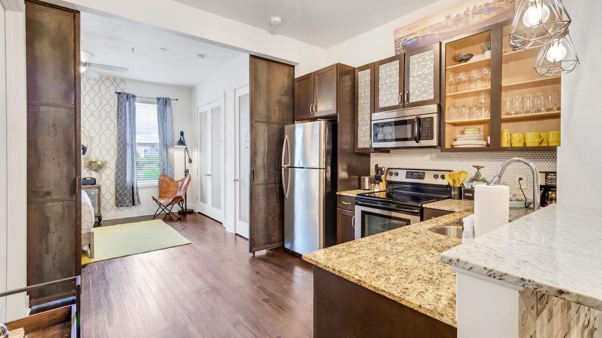 Dream In Desirable West End *