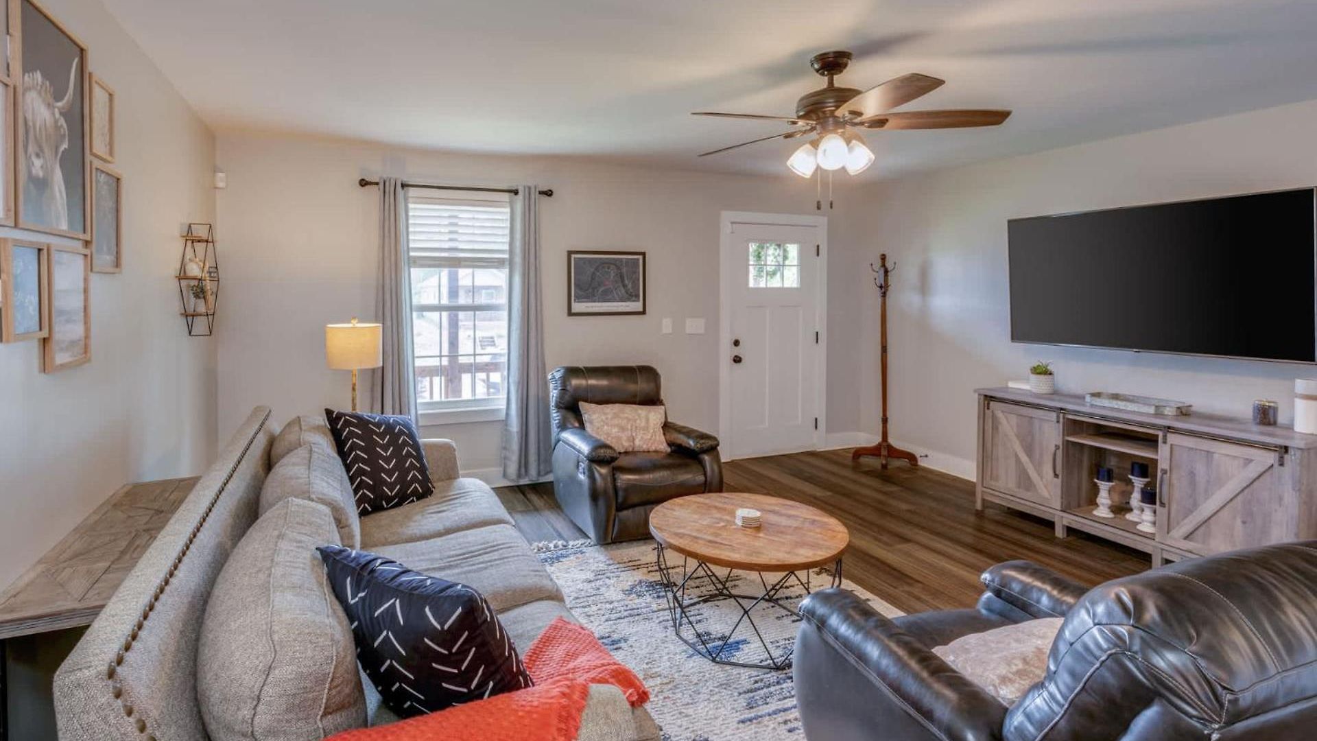 Holiday home Centrally Located Cozy Pet Friendly *