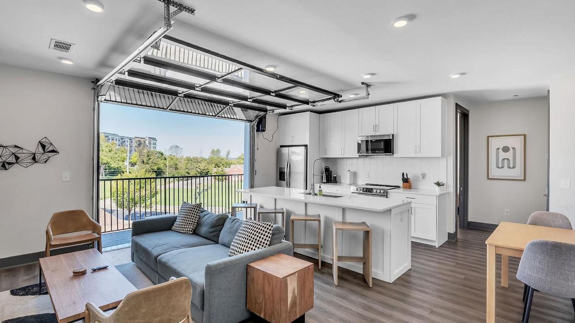 Gorgeous For 8 With Rooftop & Gym Near Dt Apartment *