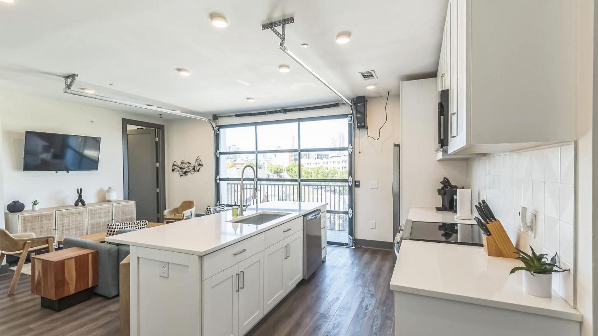 Gorgeous For 8 With Rooftop & Gym Near Dt *