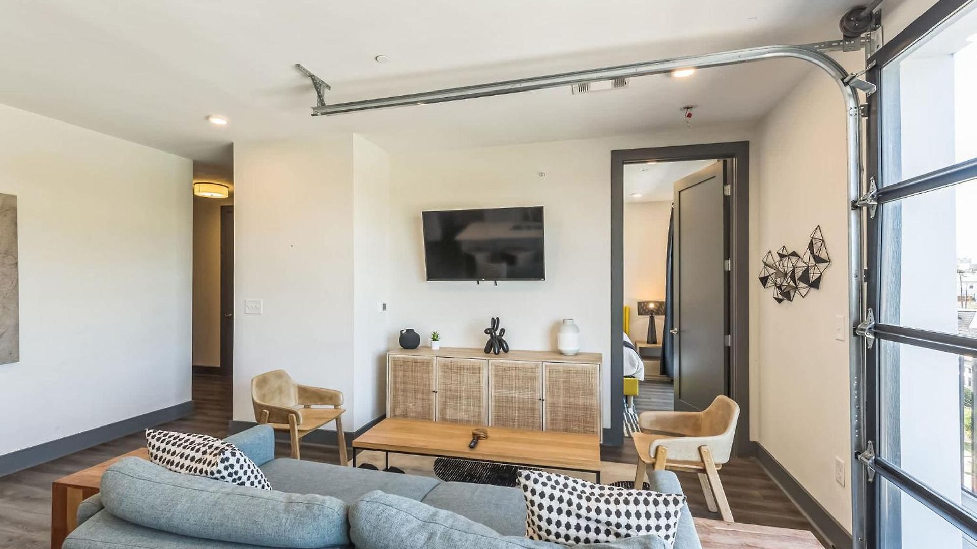 Gorgeous For 8 With Rooftop & Gym Near Dt Apartment *
