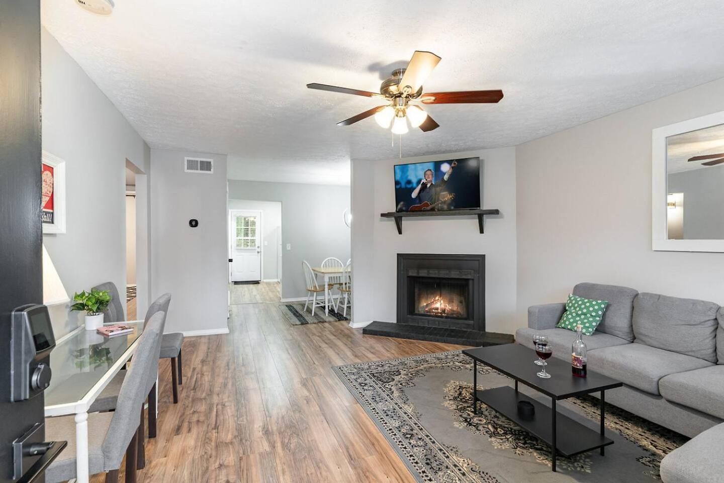 Freshly Renovated - Minutes From Downtown & Bna