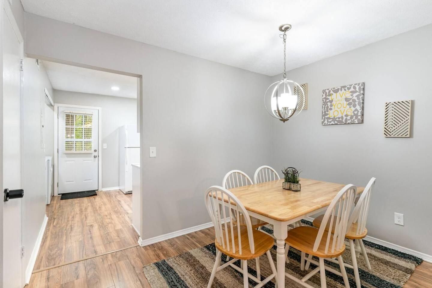 Freshly Renovated - Minutes From Downtown & Bna Apartment