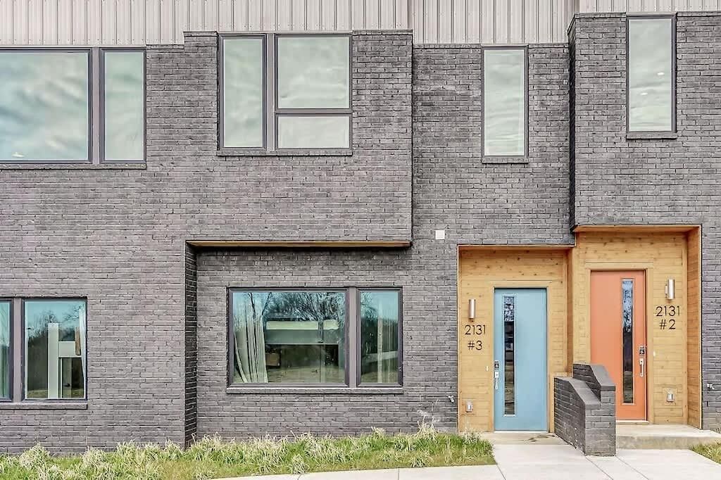 Holiday home 2 Townhomes - Sleeps 24-rooftop Patios Nashville