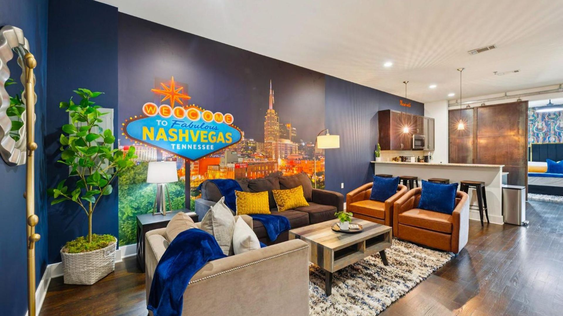 Holiday home Fabulous Nashvegas Loft Retreat Near Vandy Off West End Mins To Broadway *
