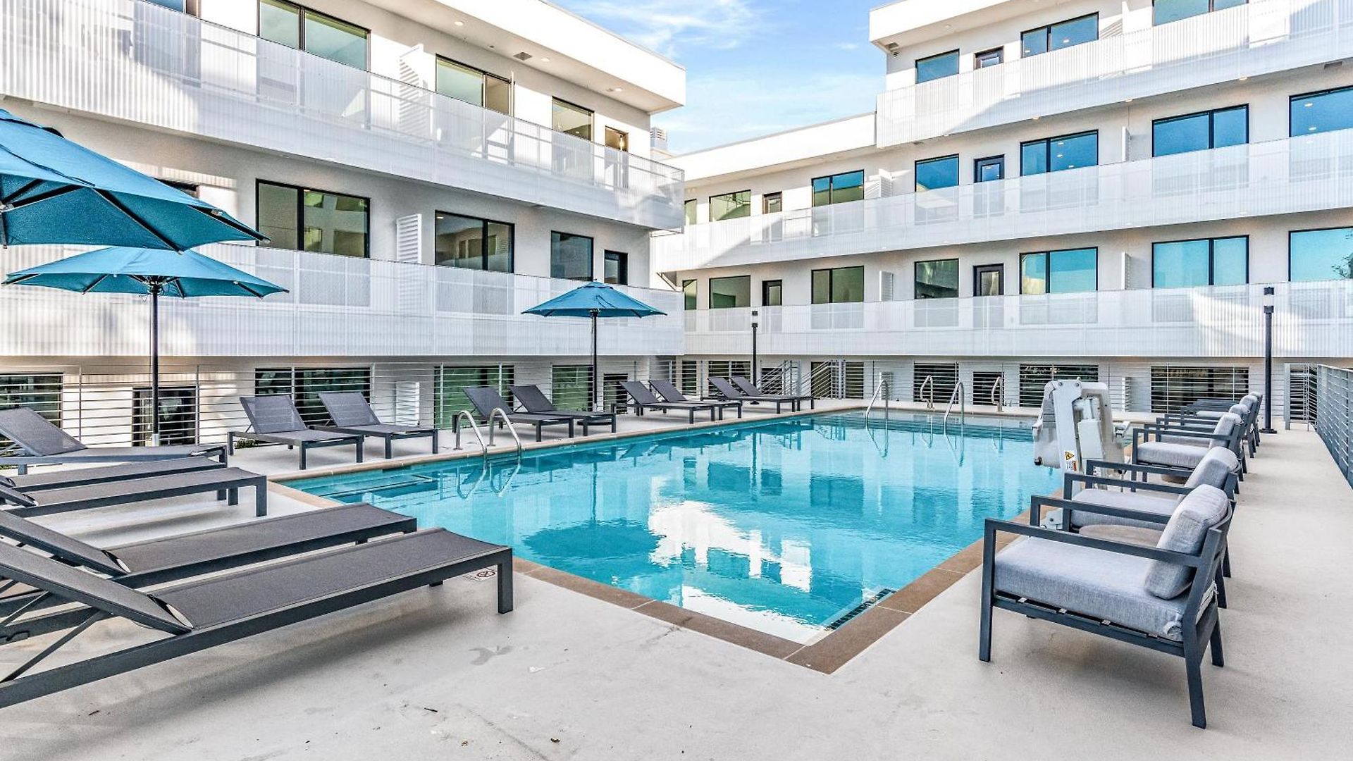 Holiday home Illume 305