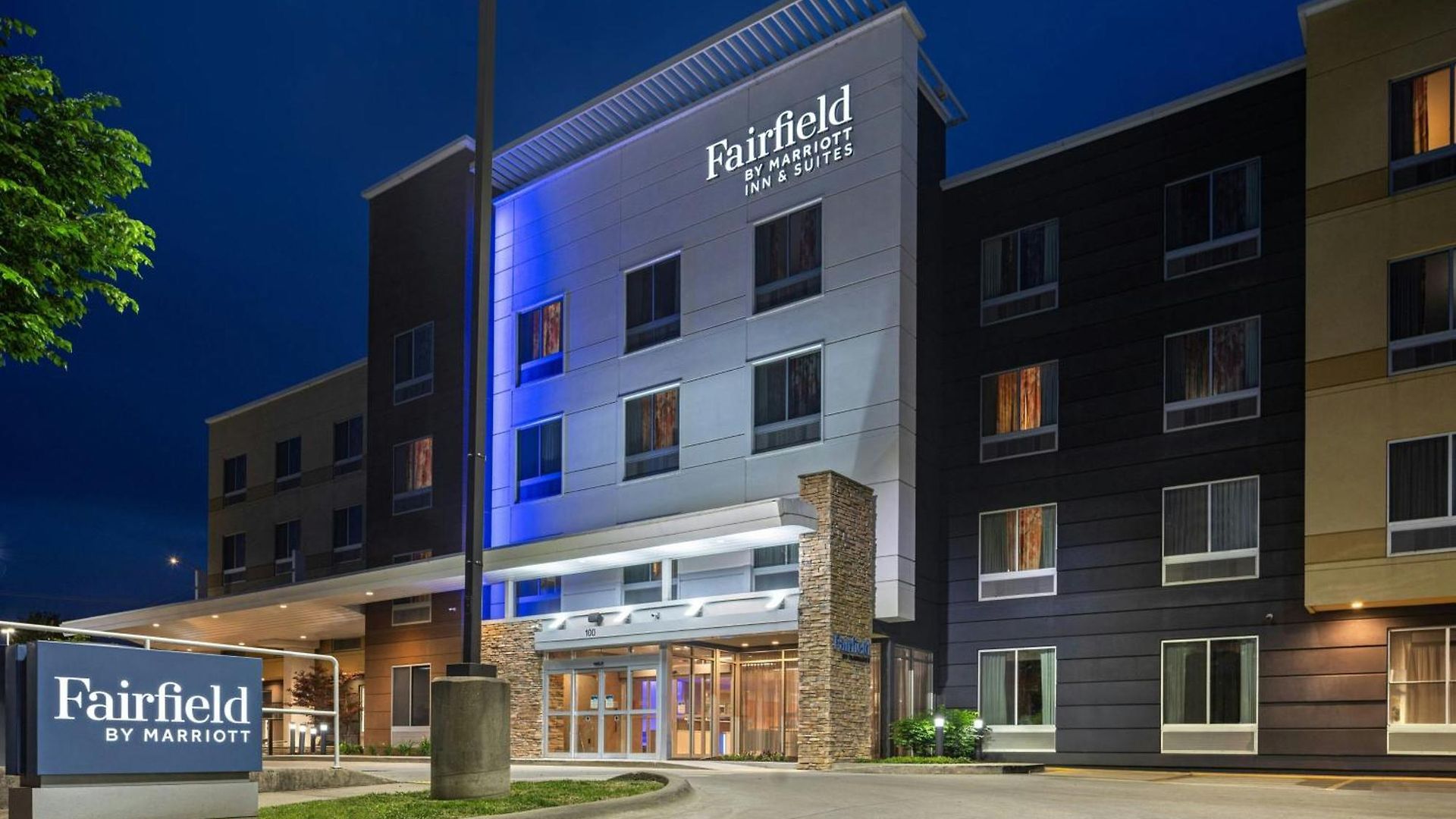 Hotel Fairfield & By Marriott Downtown-metrocenter Nashville