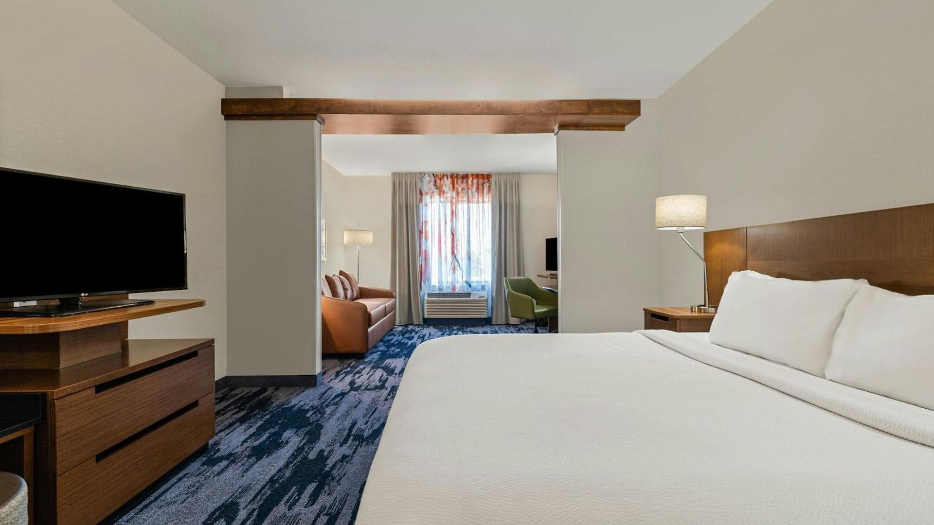 Hotel Fairfield & By Marriott Downtown-metrocenter