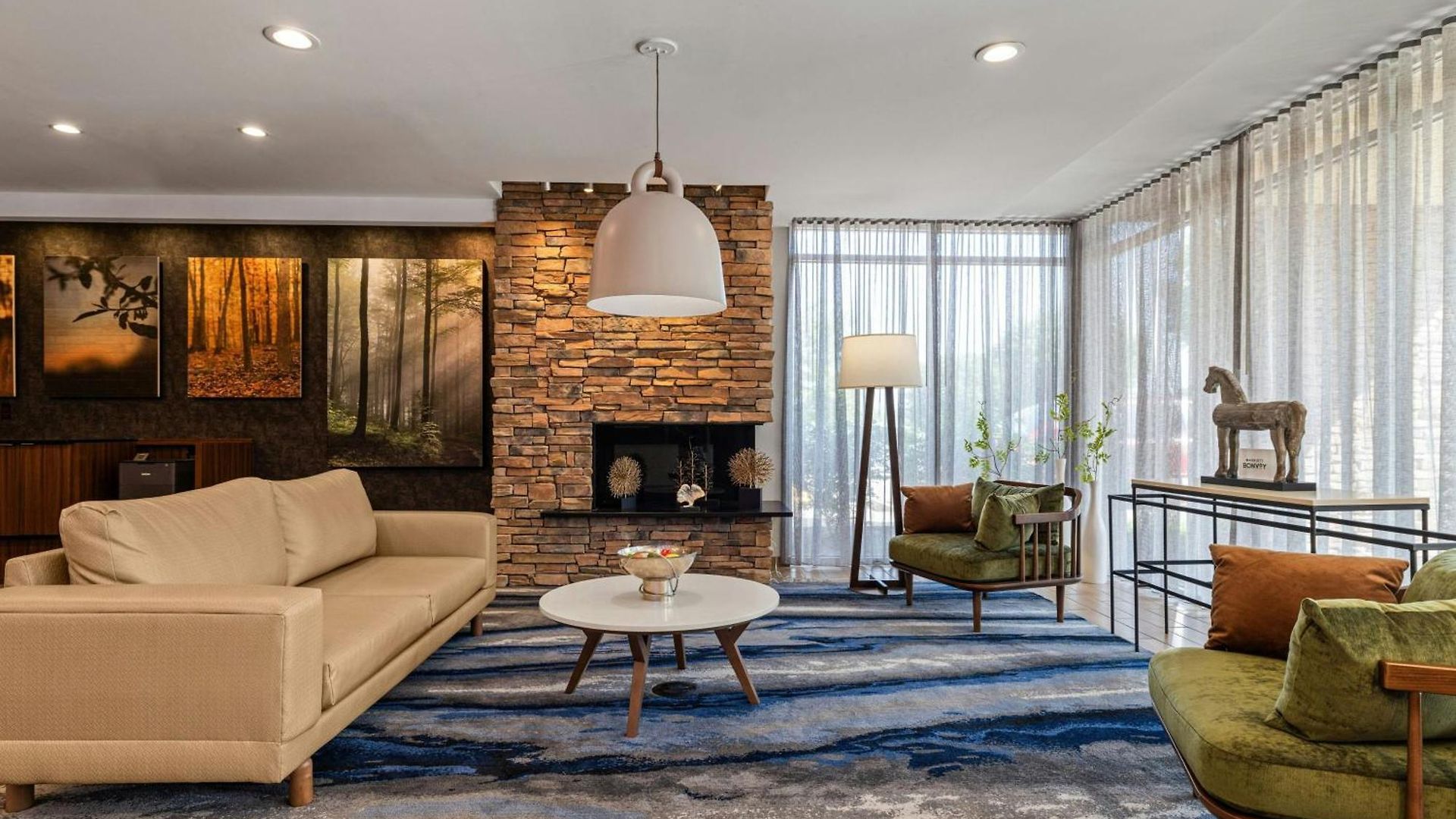 Hotel Fairfield & By Marriott Downtown-metrocenter 3*
