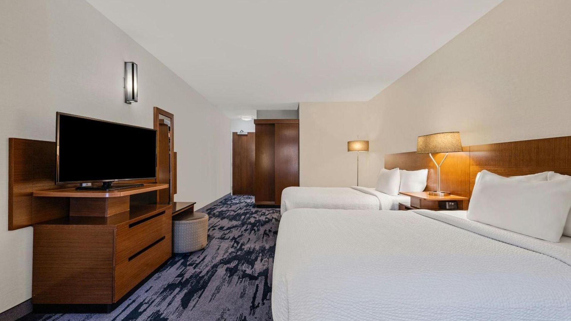 Hotel Fairfield & By Marriott Downtown-metrocenter