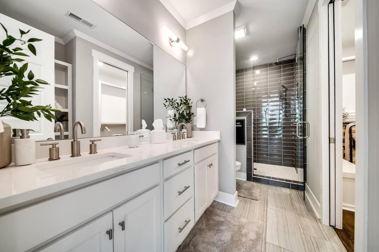 Beaus Oasis - 3 Miles To Dtwn Holiday home Nashville