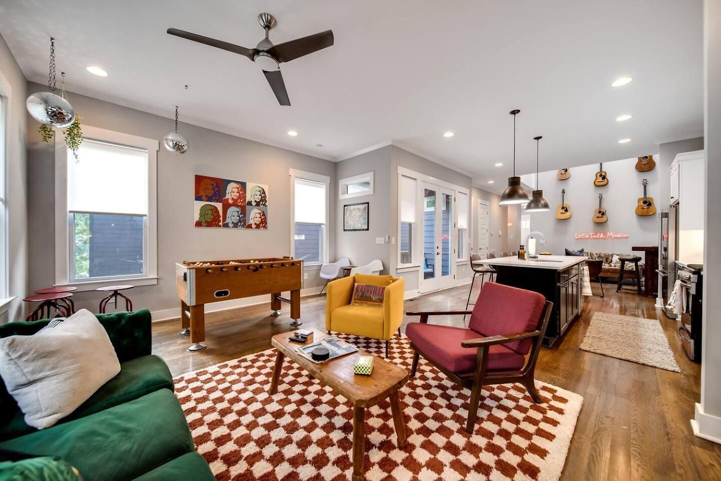 Beaus Oasis - 3 Miles To Dtwn Holiday home Nashville