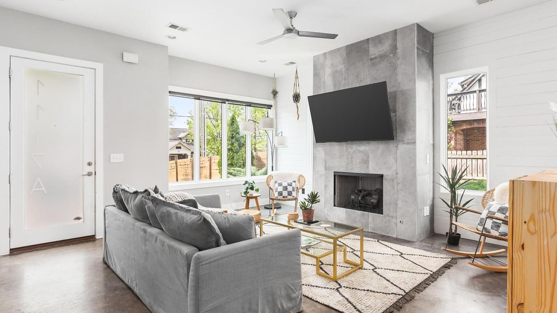Holiday home Modern Luxury With Rooftop Deck, 3 Mi To Downtown *