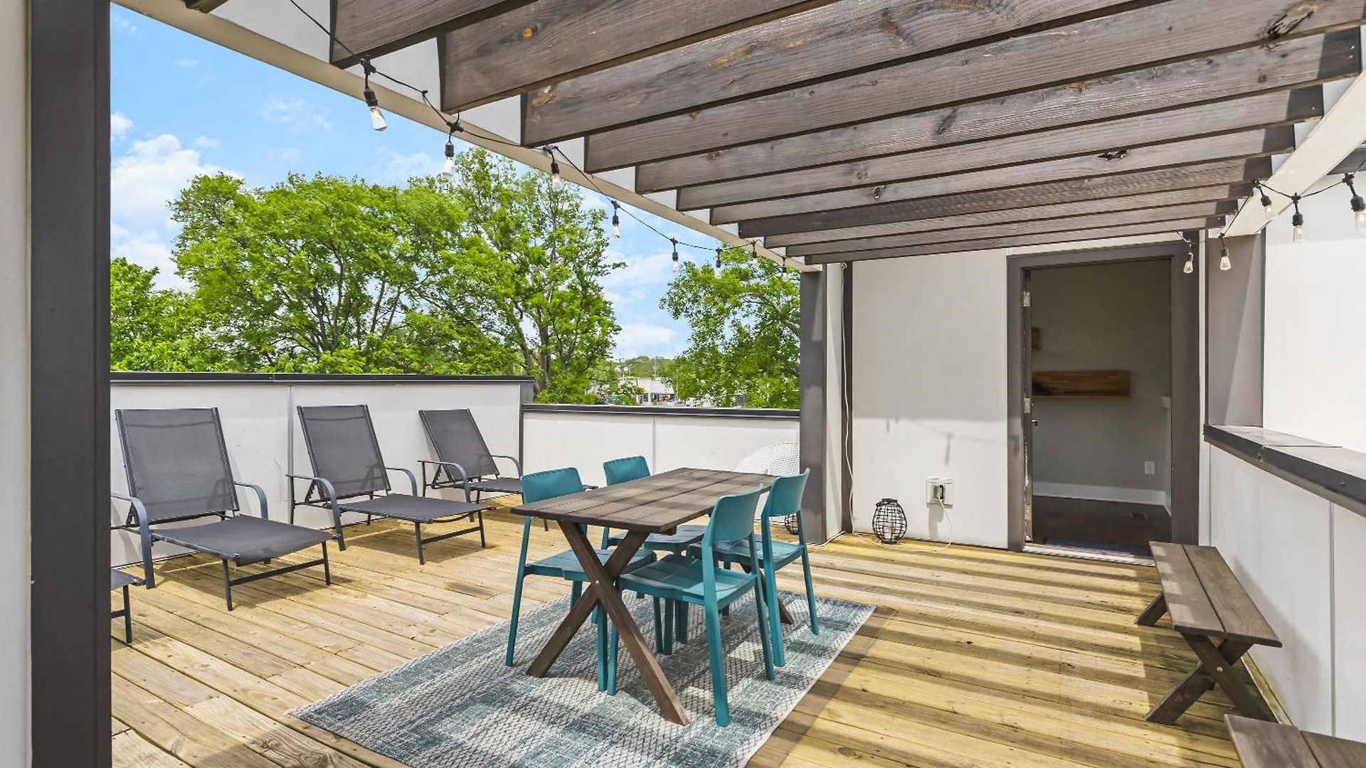 Modern Luxury With Rooftop Deck, 3 Mi To Downtown