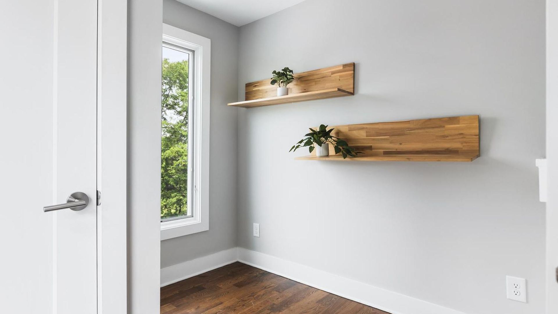 Holiday home Modern Luxury With Rooftop Deck, 3 Mi To Downtown