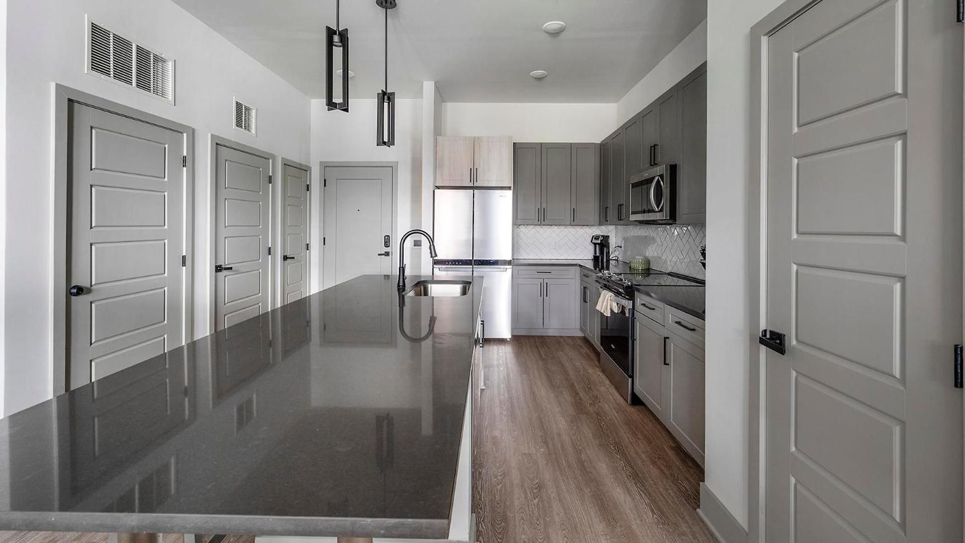 Landing Stunning 1Bd Rooftop Lounge Pool Apartment Nashville