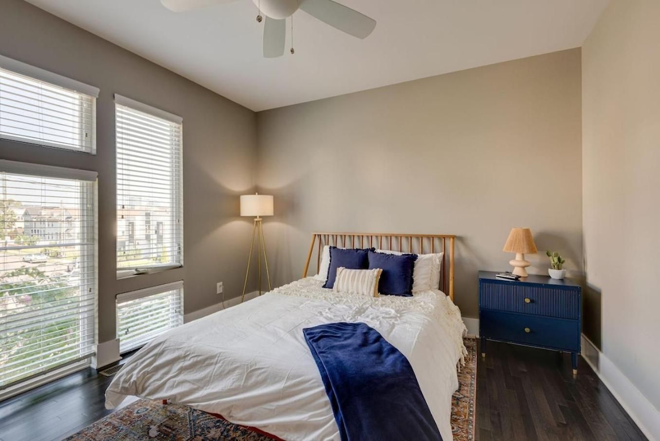 Holiday home 12 South Charmer 3 Bedroom With Rooftop Patio Nashville