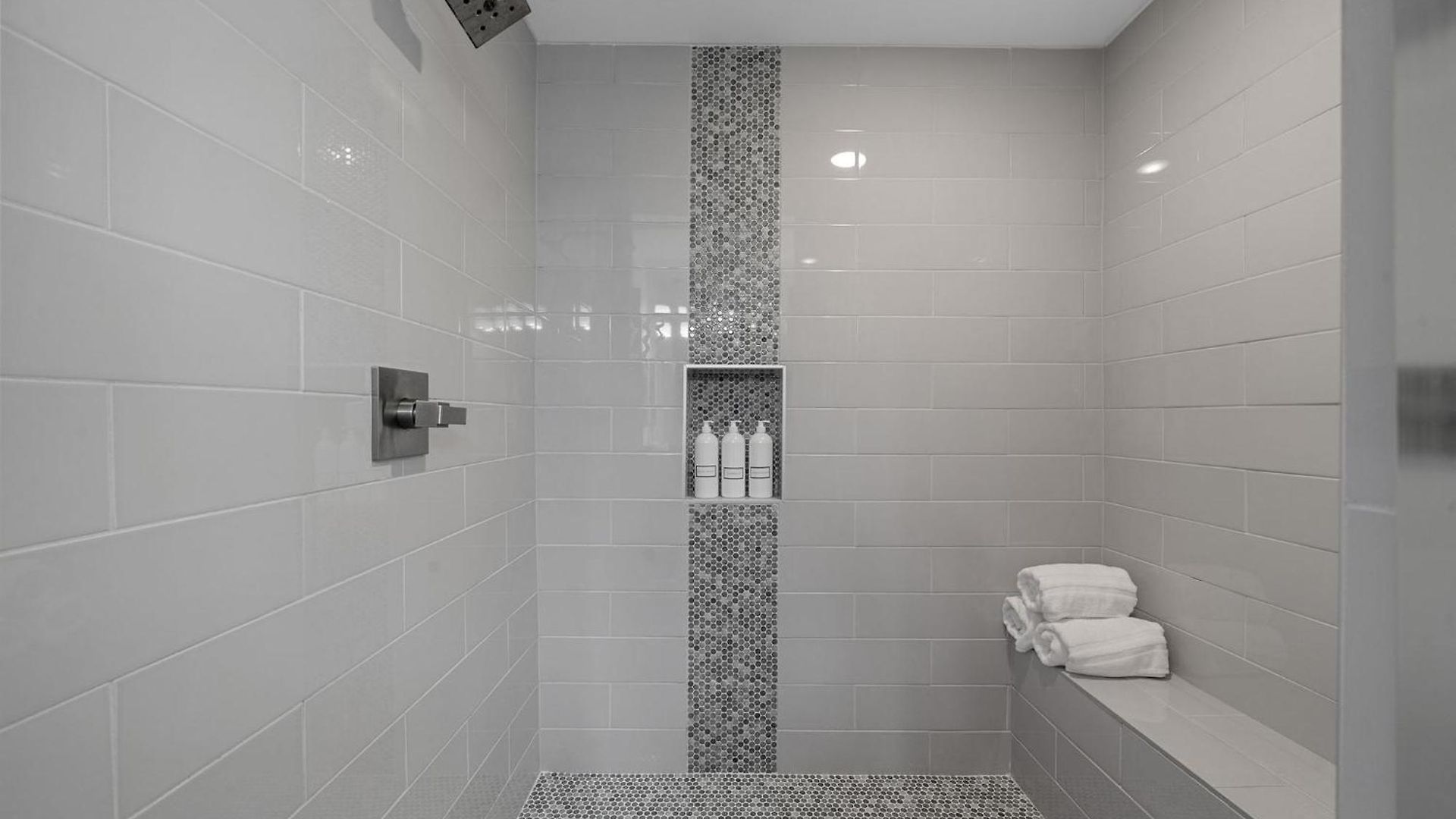 Bright 3br East Retreat 10 Min To Broadway Apartment *