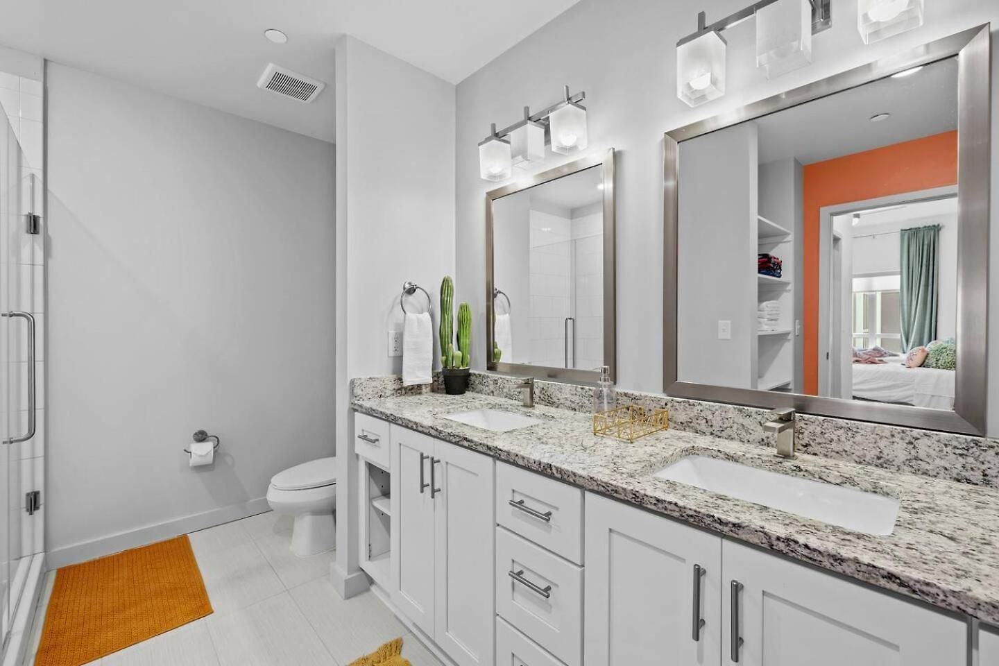 Wild & Chic - Rooftop Pool, Walk To Broadway Apartment *