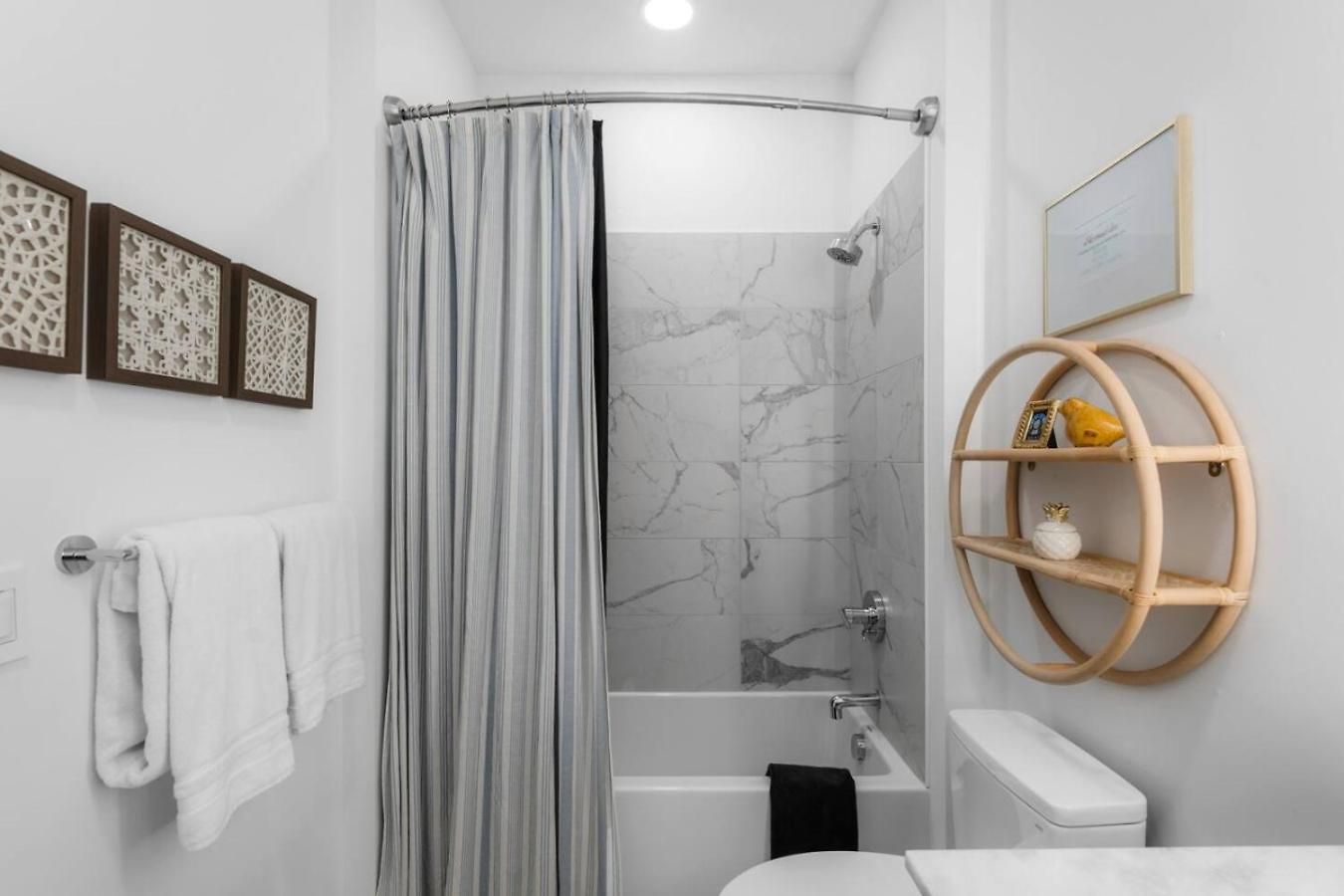 Holiday home Luxury Riverview Walk To Broadway With Garage And Patio Nashville