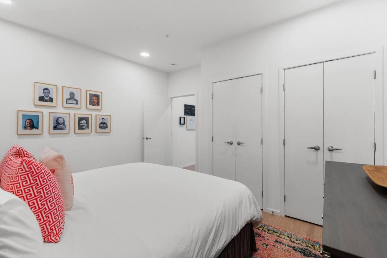 Luxury Riverview Walk To Broadway With Garage And Patio * Nashville