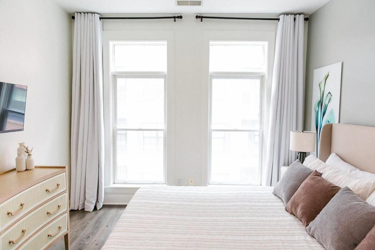 Modern Germantown - Walkable, Quiet & Apartment *