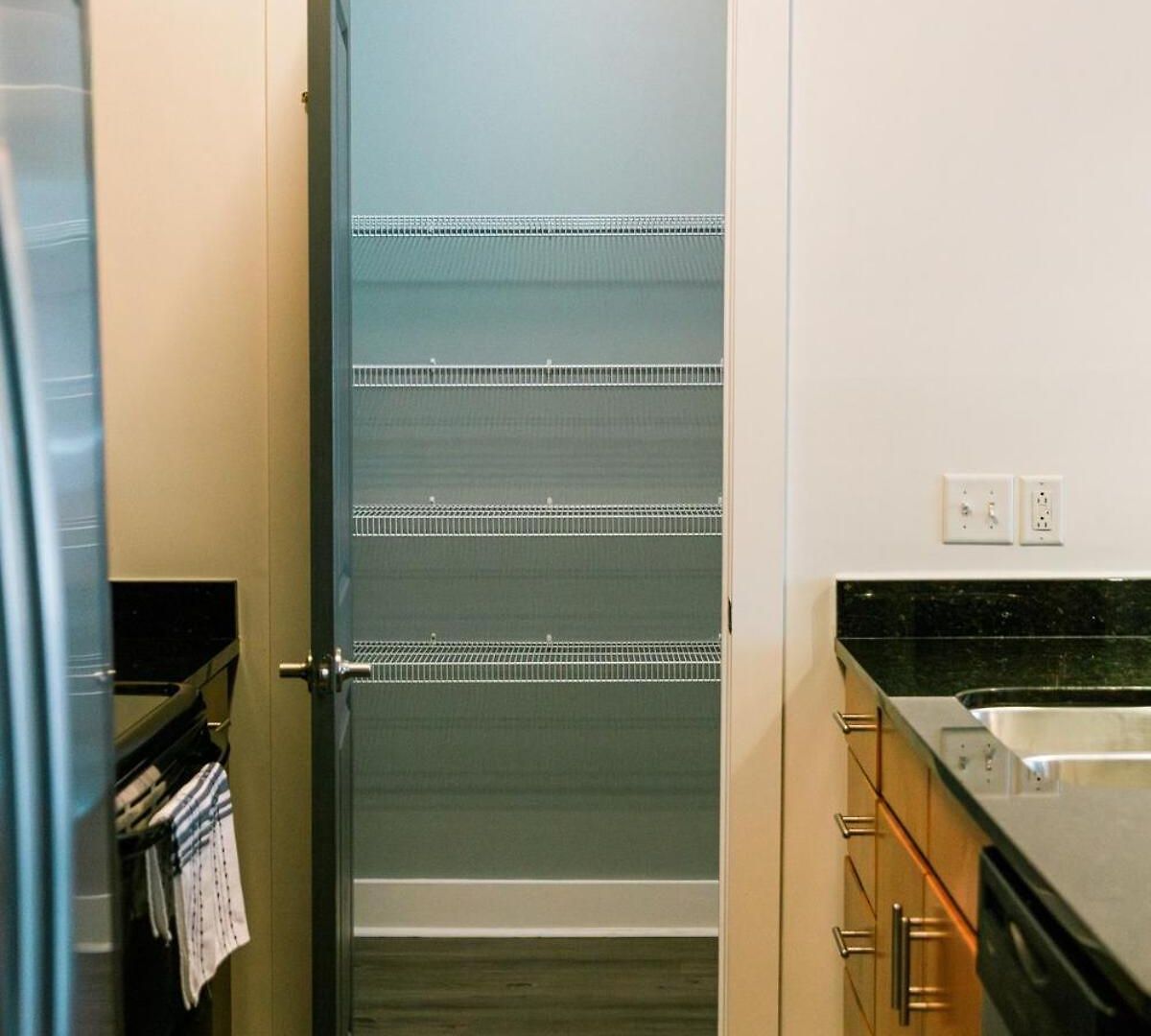 Modern Germantown - Walkable, Quiet &