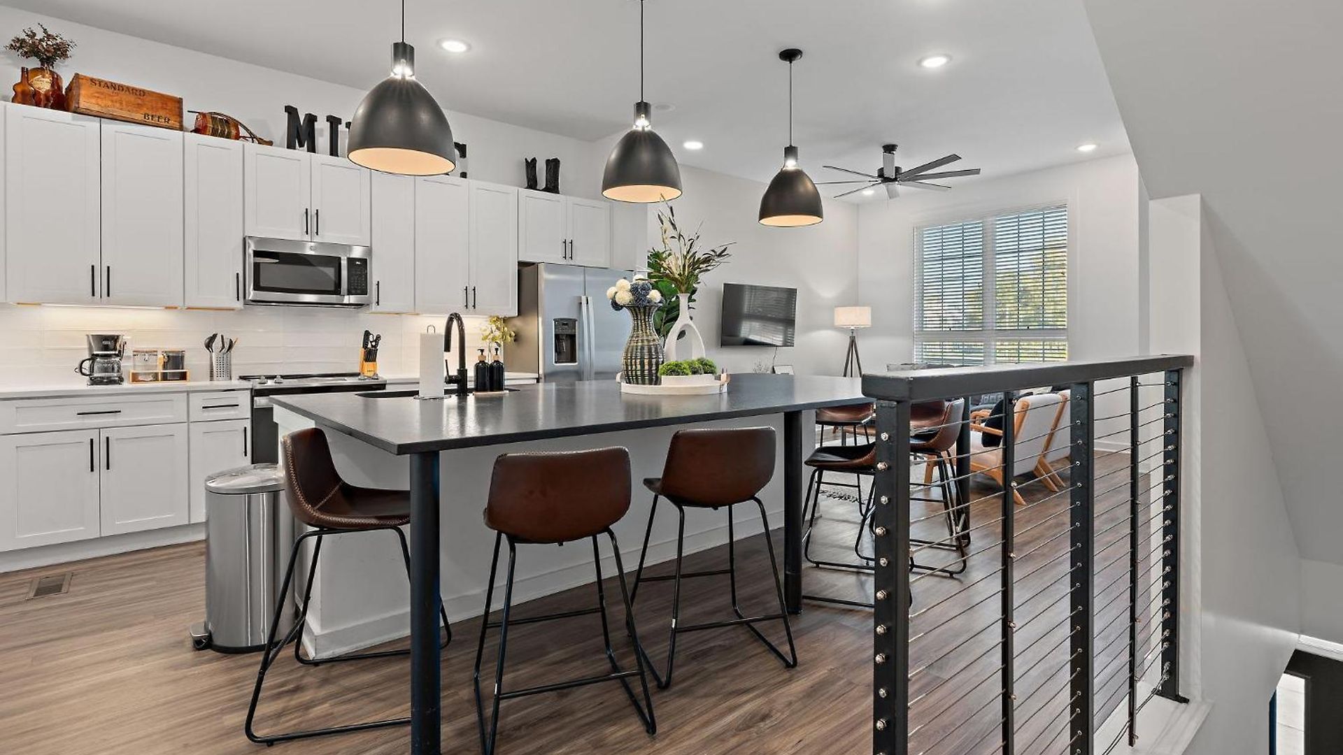 Holiday home Group Getaway - 2 Homes Rooftops 28 *