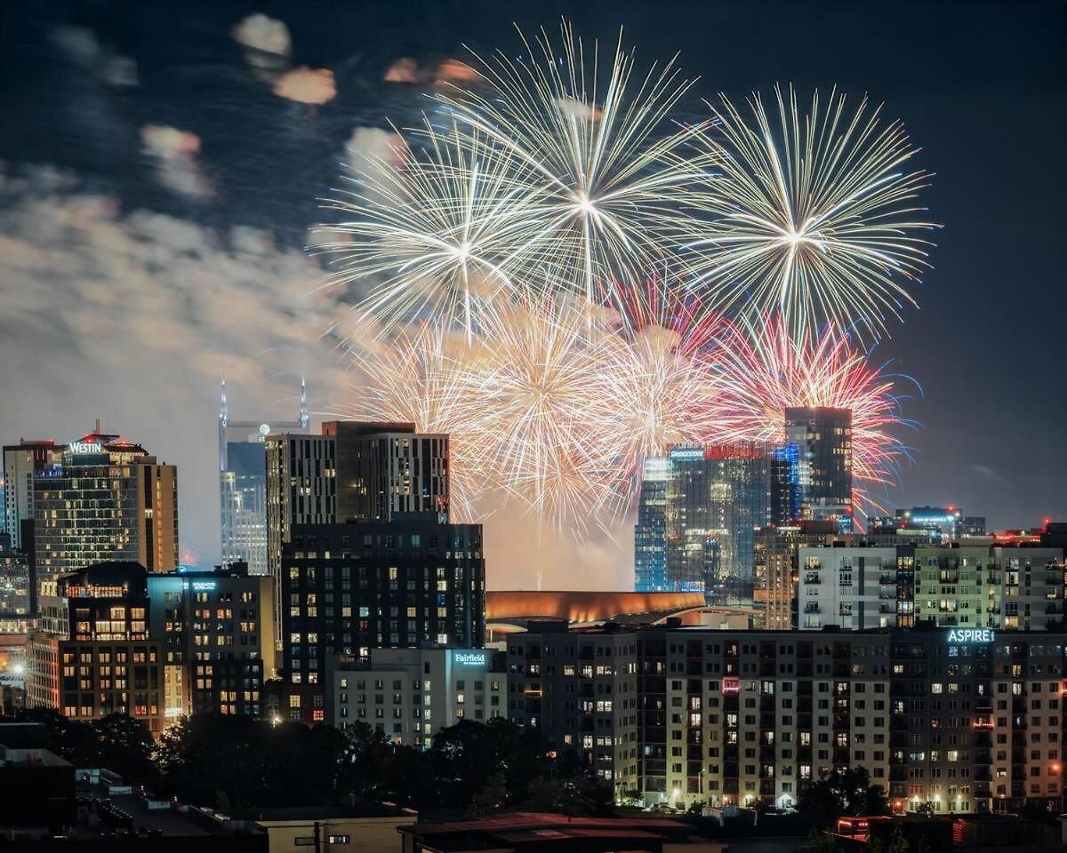Holiday home New Updates! Skyline Rooftopfirepitwalk To Gulch Nashville