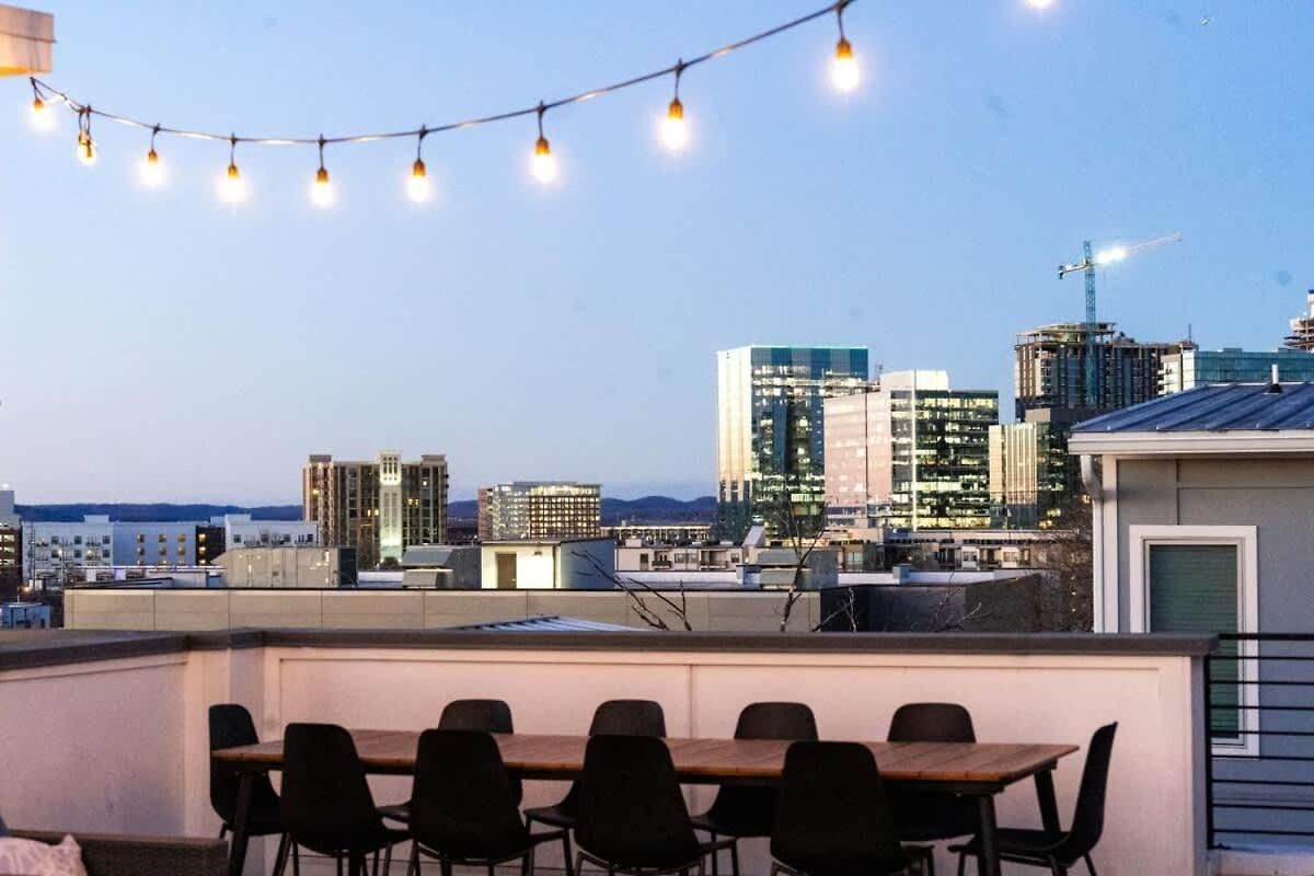 Holiday home Daydream At The Gulch - Rooftop Movies With A View Nashville