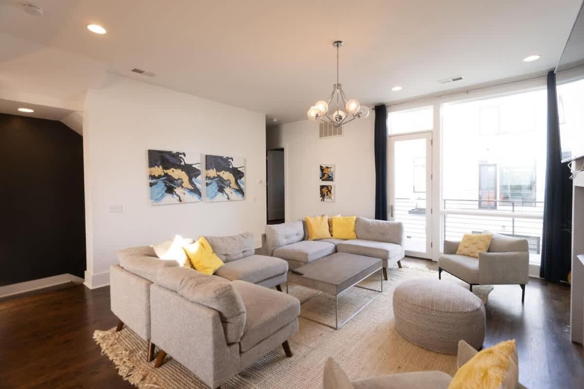 Commodore At The Gulch - Private Rooftop With Views * Nashville