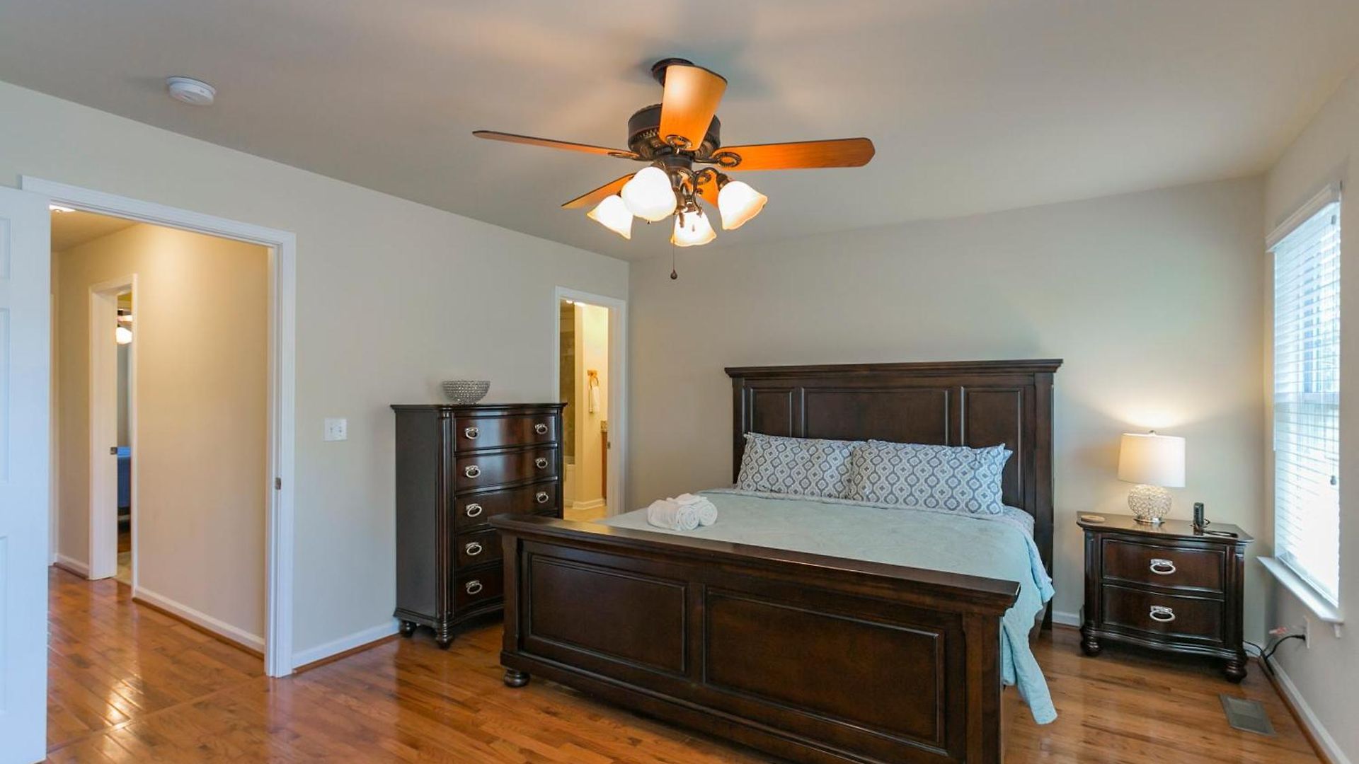 Villa Huge For Groups Near Downtown Nashville