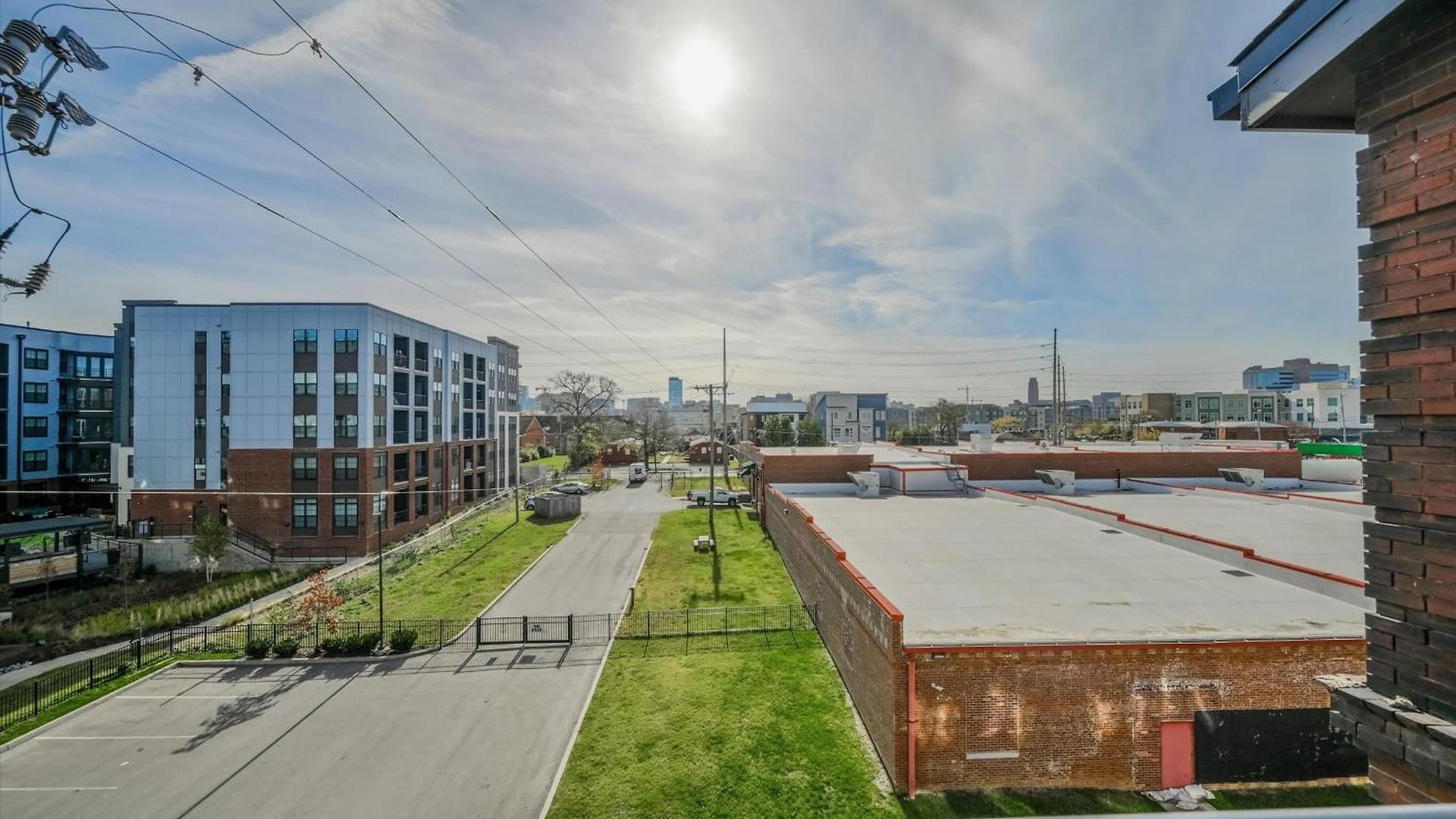 Luxe Loft With Speakeasy Parking And 2 Mi To Broadway Apartment