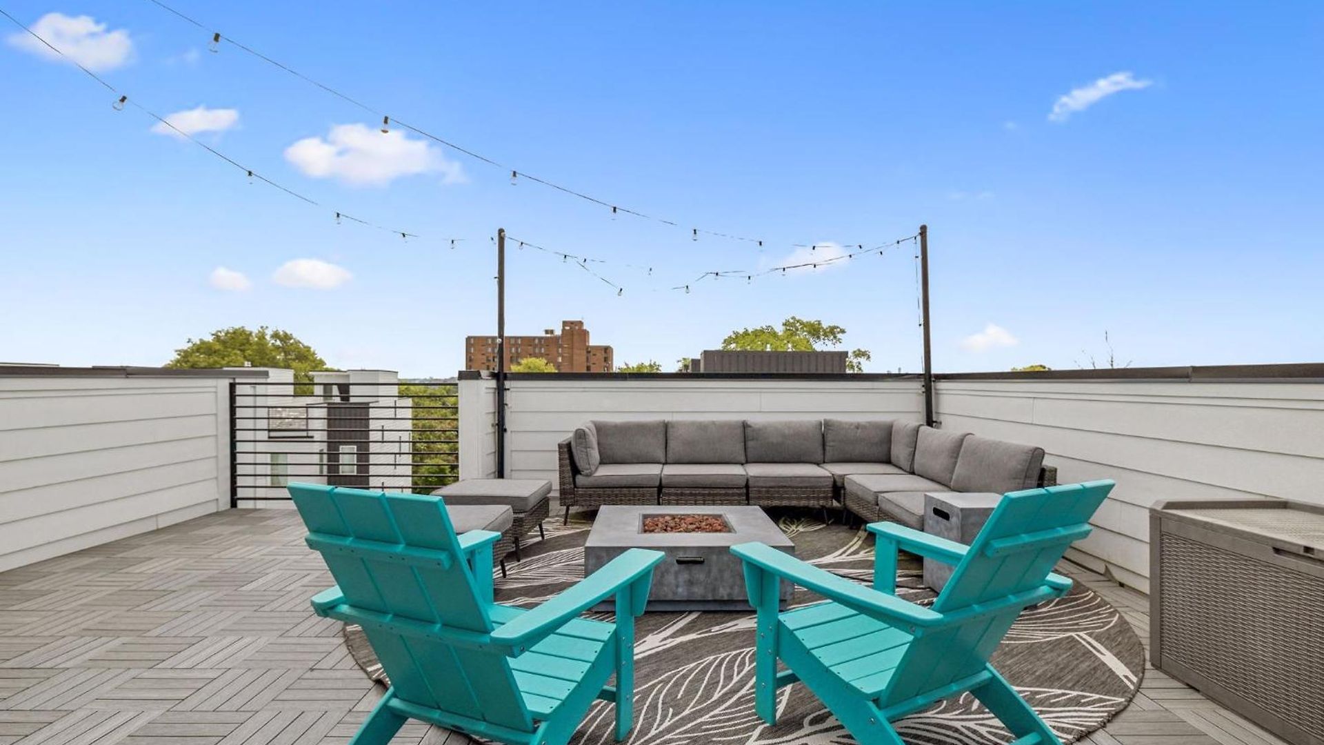 Townhouse With Rooftop & Modern Comfort * Nashville