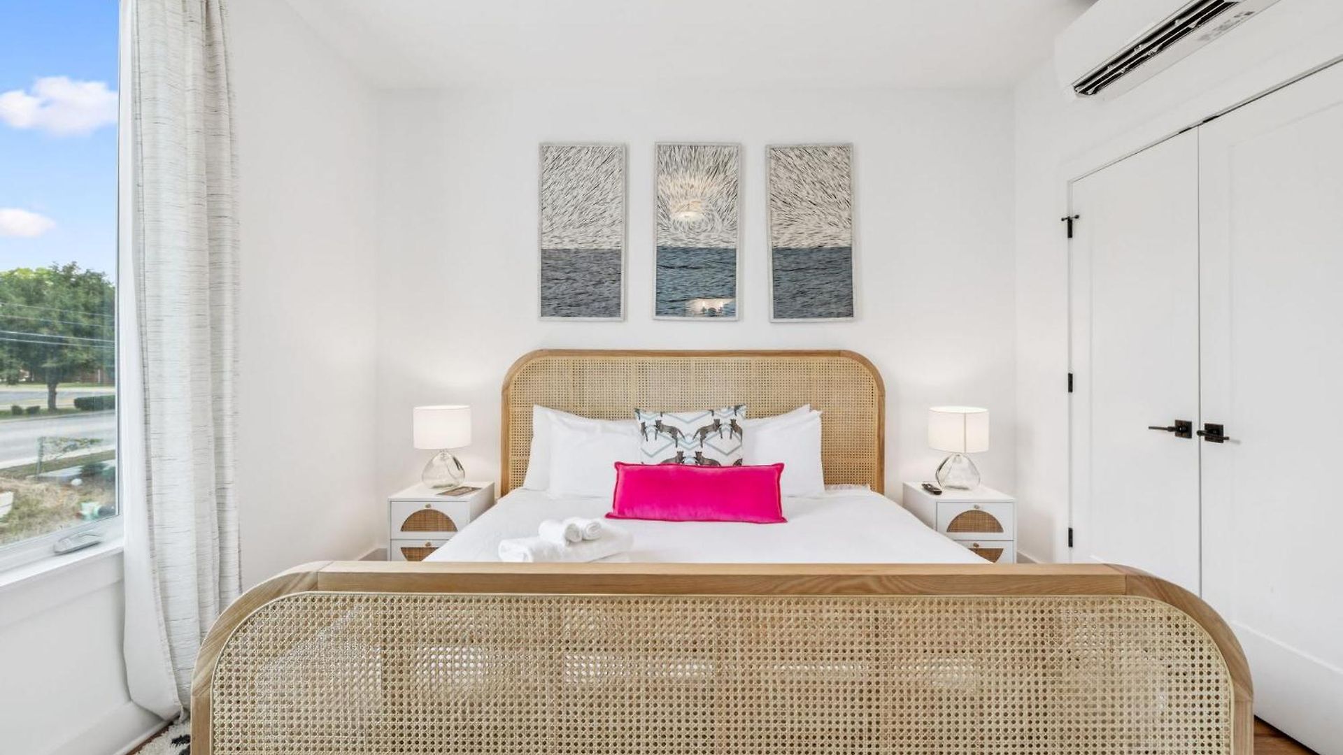 Holiday home Townhouse With Rooftop & Modern Comfort *