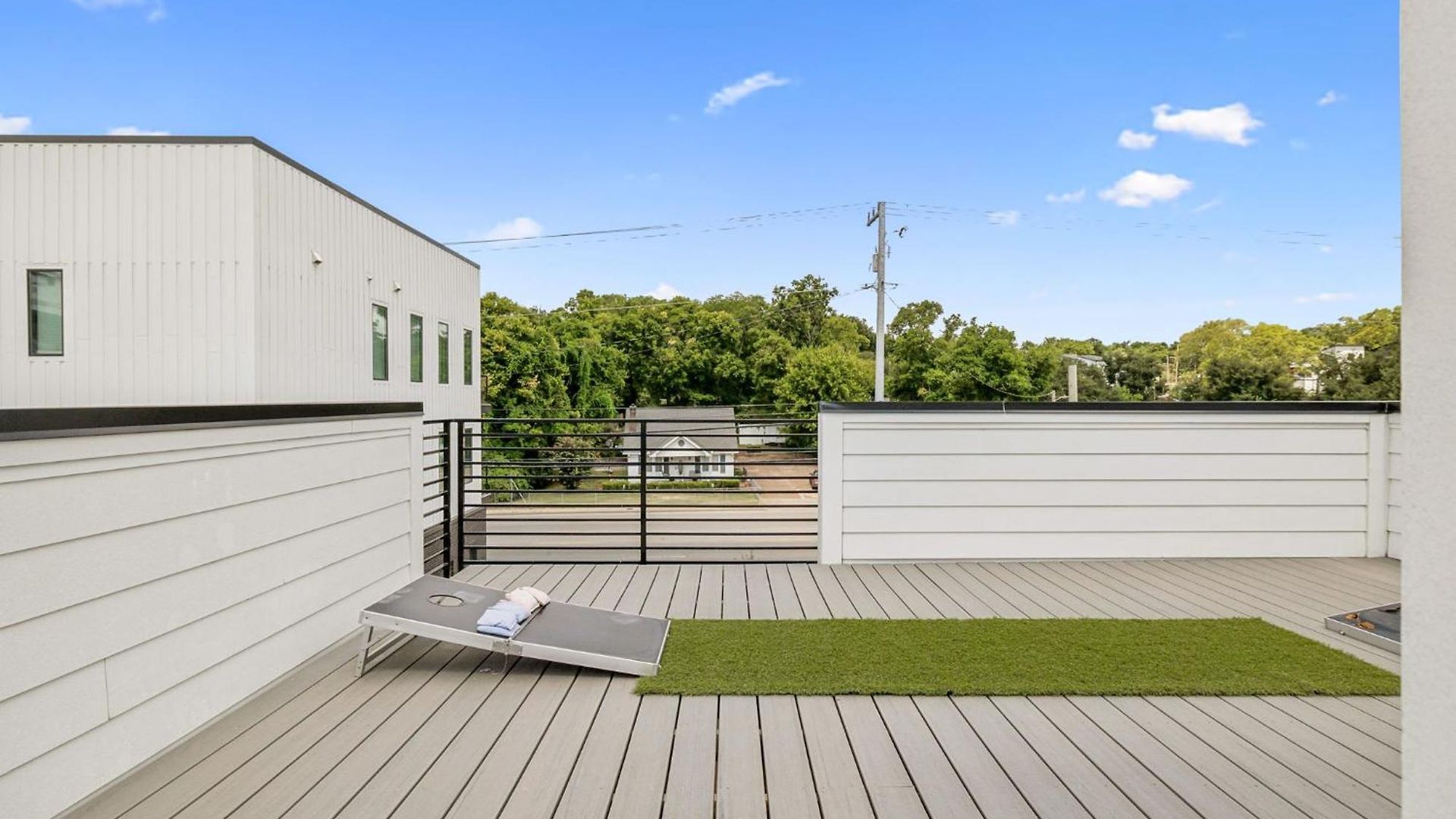 Townhouse With Rooftop & Modern Comfort Nashville