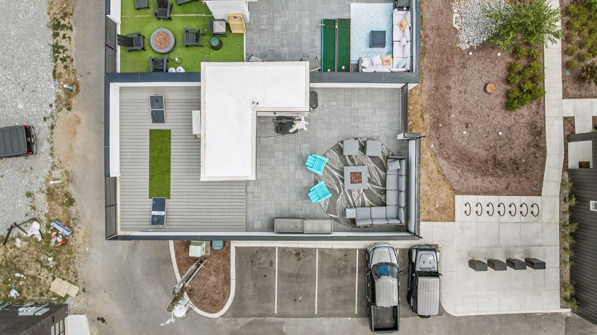 Townhouse With Rooftop & Modern Comfort Holiday home *
