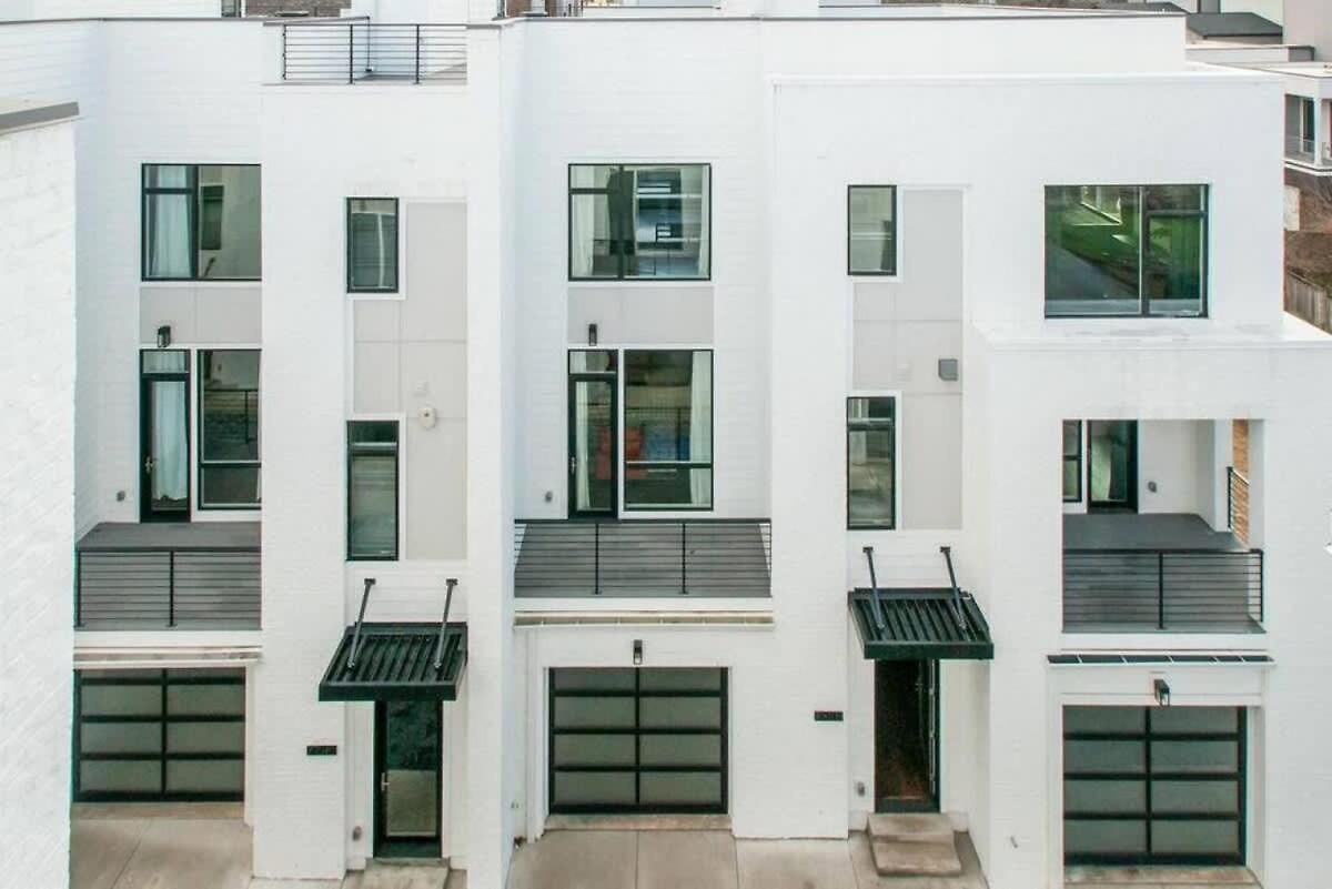 Fiddler's Flats - Sleeps 16 - Two Rooftops With View * Nashville
