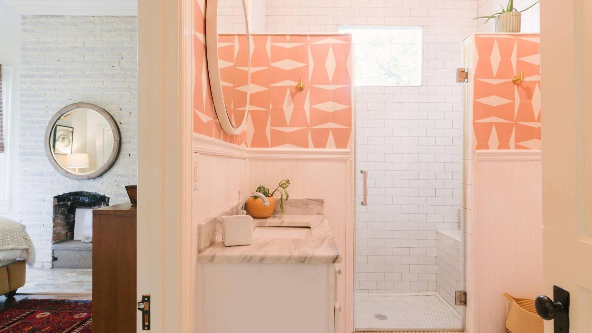 Historic Gem: 4 Bedroom With Pool, Walk To Hotspots