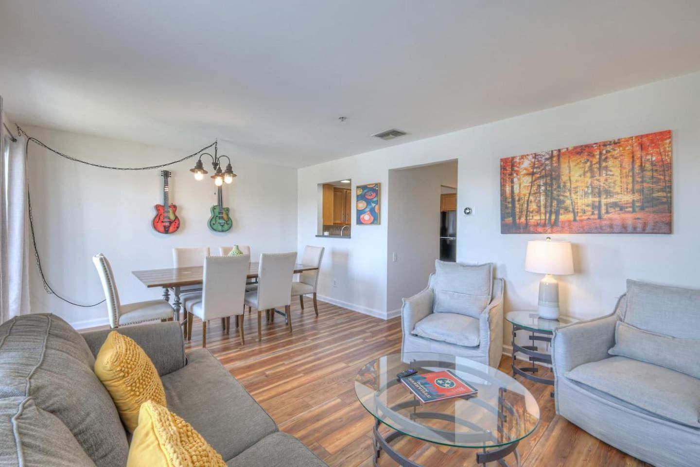 Holiday home Riverfront Retreat-near Broadway, Pool, Park Free Nashville